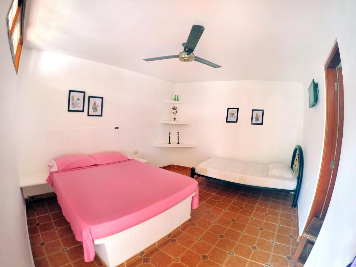 Hostal Dumbira Taganga Ngoại thất bức ảnh